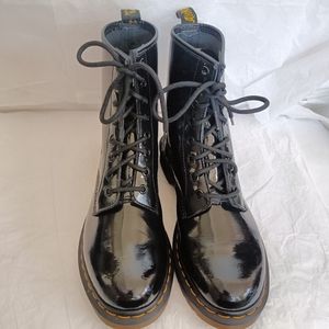 Dr Martens 1460W Women's Size 9 Black Patent Gloss Leather Lace Up Combat Boots